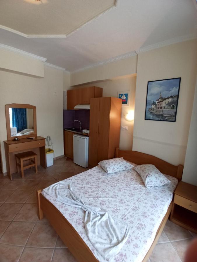 Villa Cosmos Inn Olympiakí Aktí Dış mekan fotoğraf