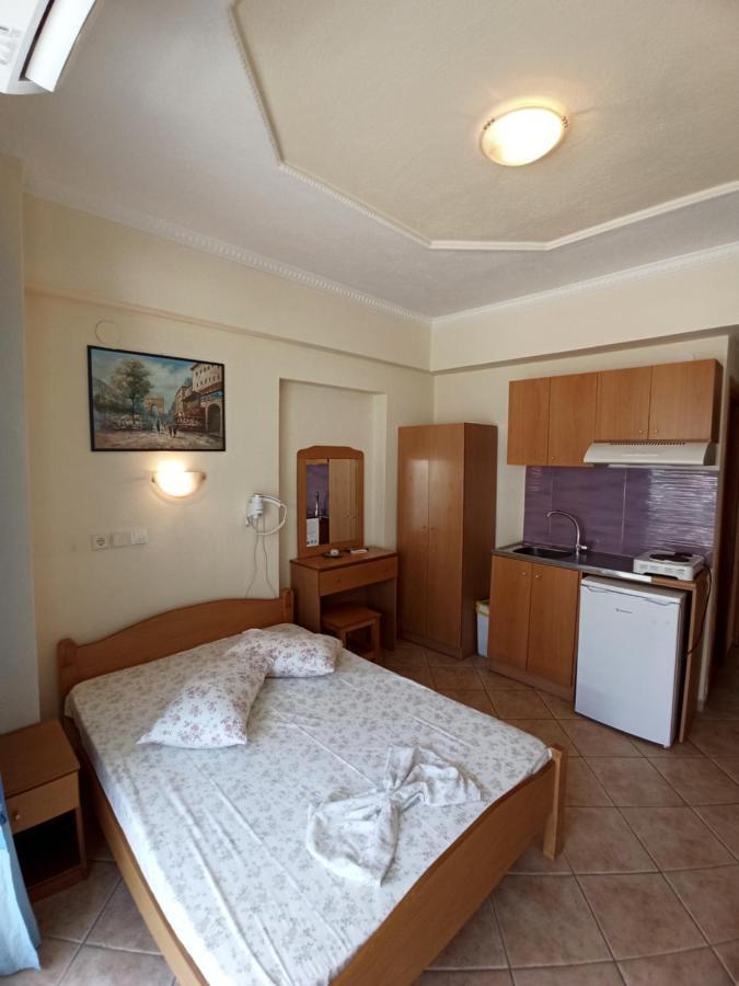 Villa Cosmos Inn Olympiakí Aktí Dış mekan fotoğraf