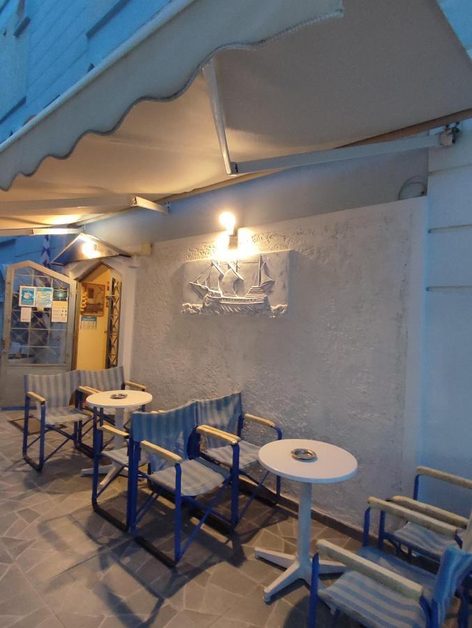 Villa Cosmos Inn Olympiakí Aktí Dış mekan fotoğraf